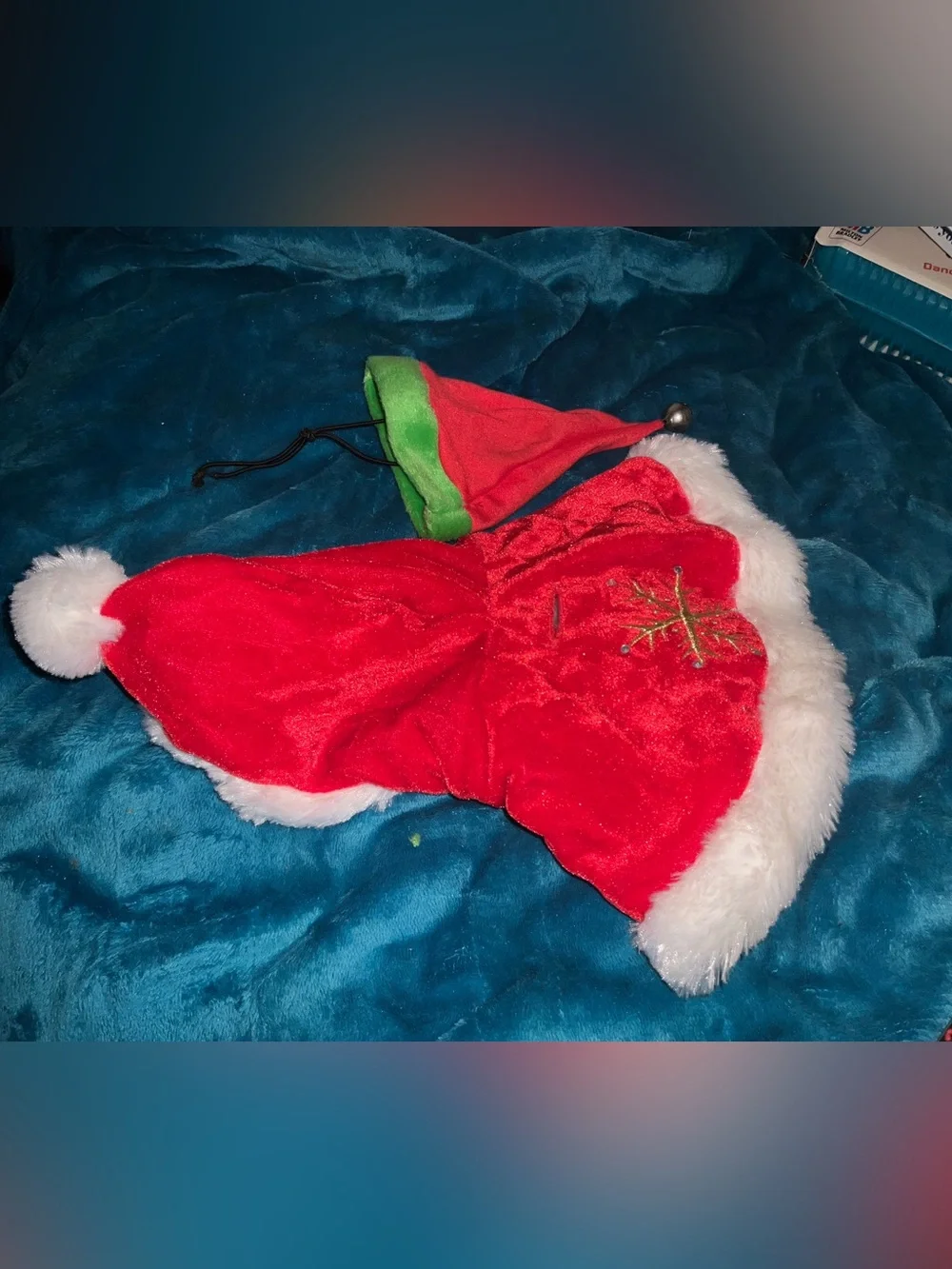 2pc Red Santa pet nwot loose stock pet Costume & xs smallwith Snowflake Accent